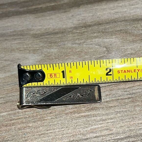 Vintage Etched Tie Clasp  Men’s Gold Tone Classic Old Money Classic Grandpa Core - Picture 2 of 6